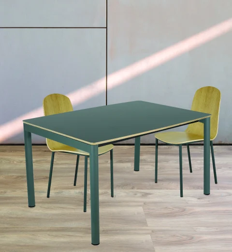 Mesa Carla